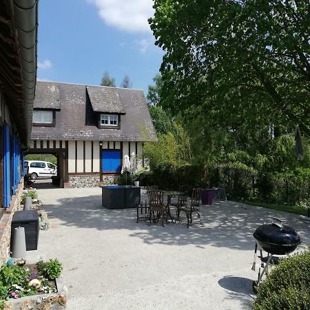 La Vallee Saint-Martin-Saint-Firmin Exterior photo